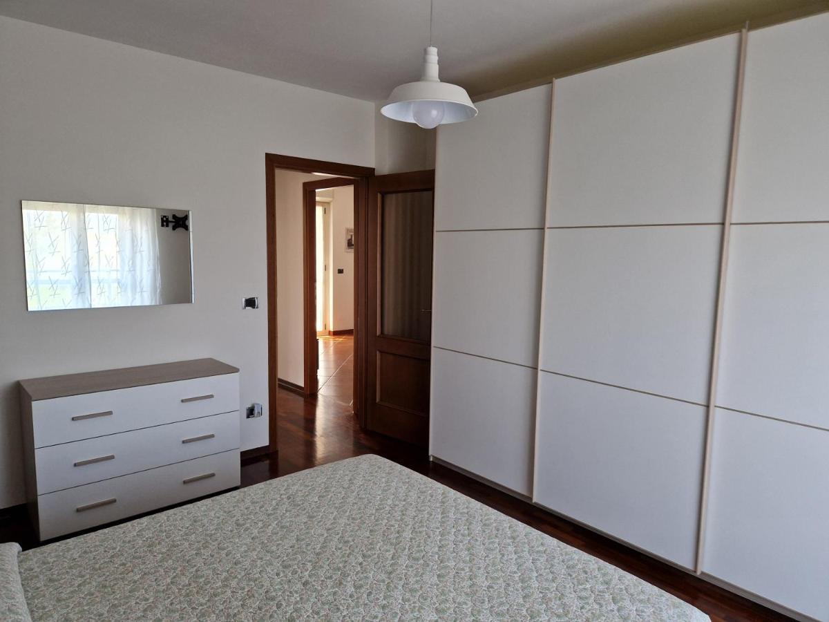 Appartamento Con Vista Montagne Biella Luaran gambar